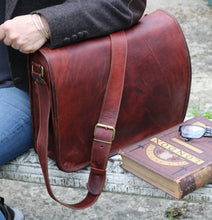 Load image into Gallery viewer, SAGA, LEATHER MESSENGER BAG, LARGE (15")