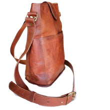 Load image into Gallery viewer, PHOEBE, LEATHER SHOULDER BAG, MEDIUM