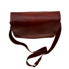 Load image into Gallery viewer, SAGA,   LEATHER MESSENGER BAG, A4 (13"
