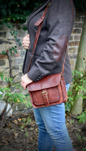 Load image into Gallery viewer, PLUTO, LEATHER SHOULDER BAG, SMALL (9")
