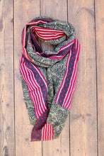 Load image into Gallery viewer, WOOL SCARF 9
