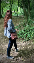 Load image into Gallery viewer, SELENE, LEATHER SHOULDER BAG
