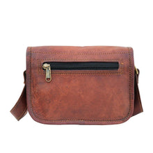 Load image into Gallery viewer, MINI KAI, LEATHER SHOULDER BAG
