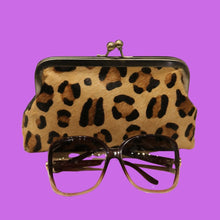 Load image into Gallery viewer, NOX CLICK PURSE, LEOPARD &amp; BLACK LEATHER
