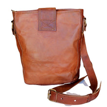 Load image into Gallery viewer, PHOEBE, LEATHER SHOULDER BAG, MEDIUM
