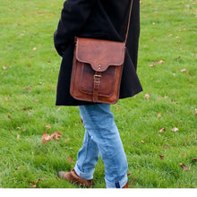 Load image into Gallery viewer, ZEPHYR, LEATHER SHOULDER BAG, MEDIUM (11")
